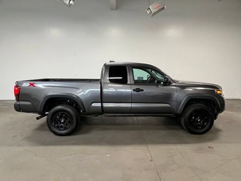 Used 2020 Toyota Tacoma SR w/ SX Package RWD image 2