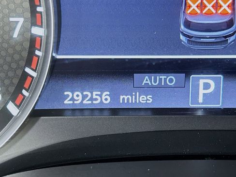 Used 2022 Nissan Armada SV w/ SV Appearance Package AWD/4WD image 35