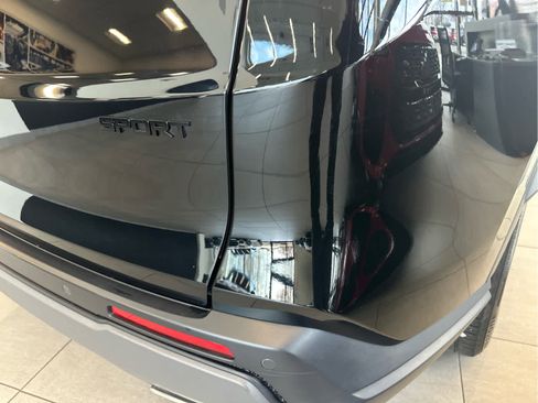 Used 2025 Honda CR-V Sport-L image 9