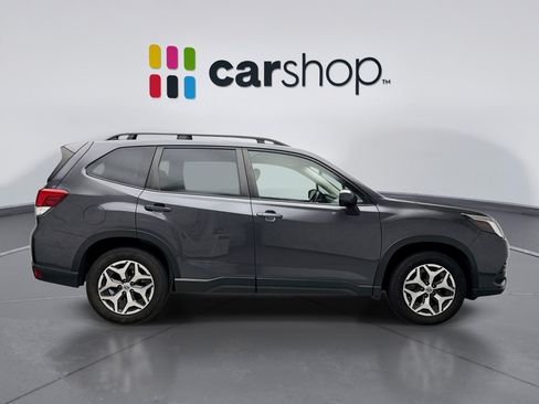 Used 2022 Subaru Forester Premium w/ Popular Package #2 AWD/4WD image 6
