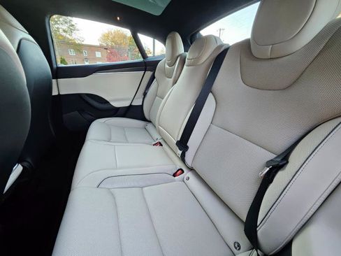 Used 2022 Tesla Model S Plaid image 58