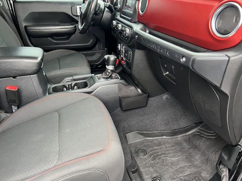 Used 2020 Jeep Wrangler Unlimited Rubicon w/ Steel Bumper Group image 22