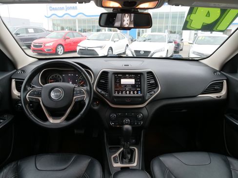 Used 2014 Jeep Cherokee Limited image 19