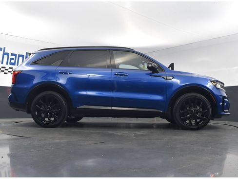 Used 2023 Kia Sorento SX FWD image 22