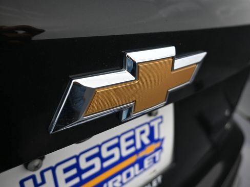 Used 2025 Chevrolet Equinox LT w/ Safety and Technology Package image 33