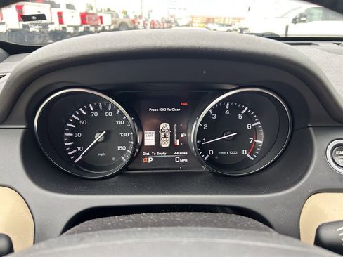 Used 2016 Land Rover Discovery Sport HSE AWD/4WD image 34