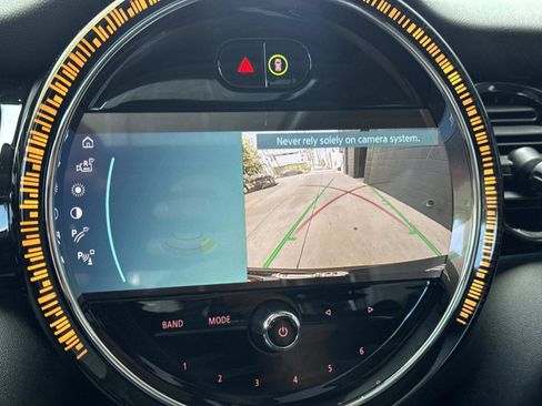 Certified 2023 MINI Cooper SE image 21