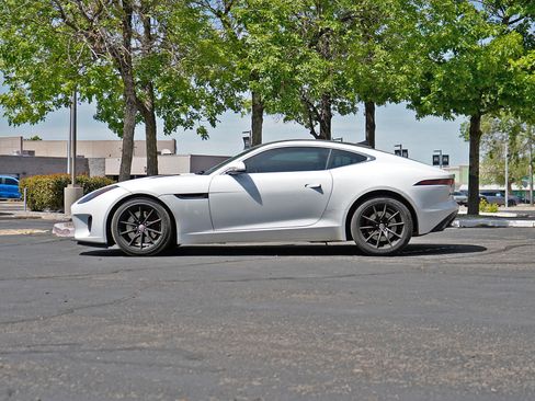 Used 2018 Jaguar F-TYPE Coupe RWD image 8