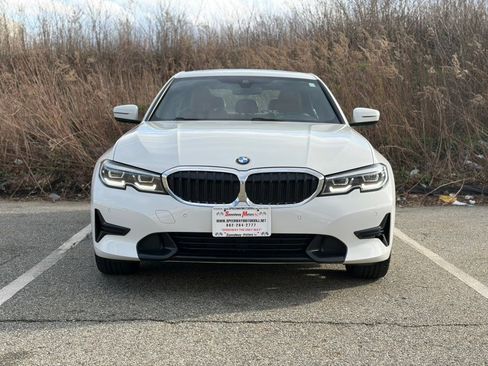 Used 2022 BMW 330i xDrive Sedan w/ Driving Assistance Package image 3