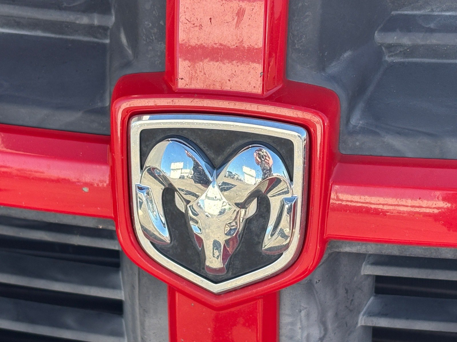 Used 2009 Dodge Avenger SE FWD image 6