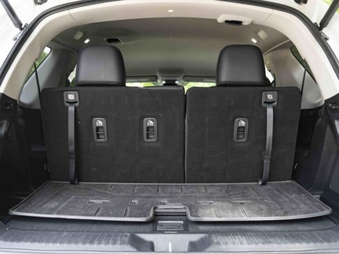 Used 2023 Honda Pilot EX-L image 44