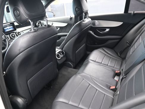 Used 2018 Mercedes-Benz C 300 Sedan image 35