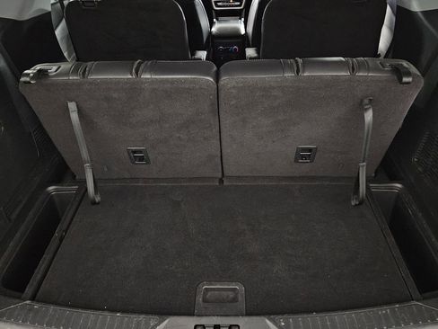 Used 2023 Ford Explorer XLT w/ Equipment Group 202A image 35