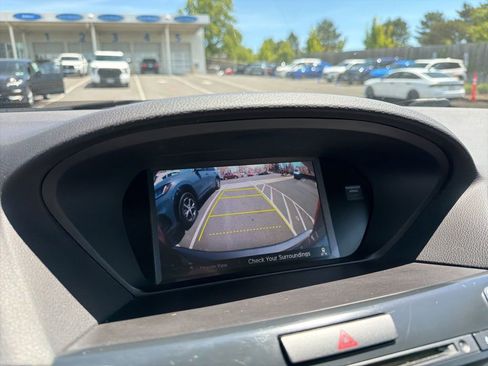 Used 2017 Acura TLX w/ Technology Package FWD image 11