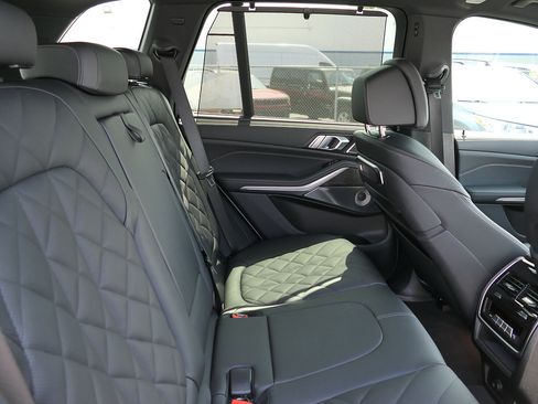 Used 2025 BMW X5 M60i w/ Executive Package AWD/4WD image 25