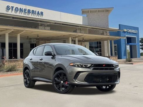 Used 2024 Dodge Hornet GT image 2