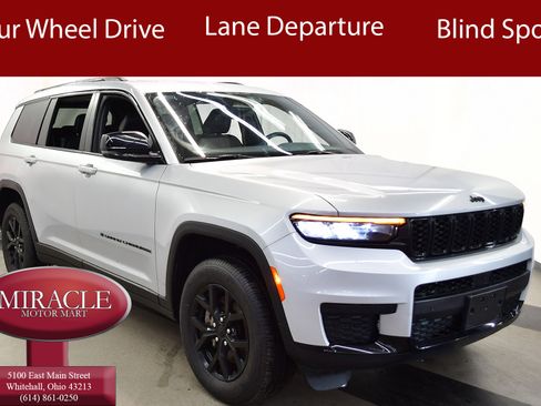 Used 2024 Jeep Grand Cherokee L Laredo AWD/4WD image 1