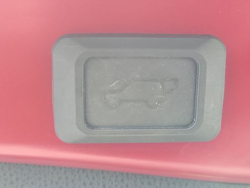 Used 2024 Toyota RAV4 XLE Premium AWD/4WD image 8