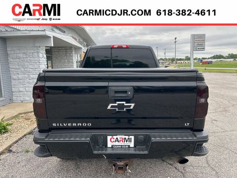 Used 2016 Chevrolet Silverado 2500 LT w/ Midnight Edition AWD/4WD image 5