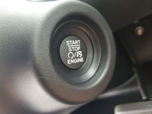 Used 2024 RAM ProMaster 2500 w/ Quick Order Package 22G SLT image 20