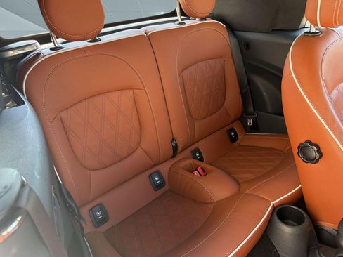 Used 2024 MINI Cooper S w/ Signature Upholstery Package FWD image 28