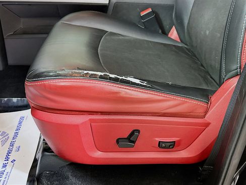 Used 2015 RAM 1500 Rebel w/ Luxury Group image 19