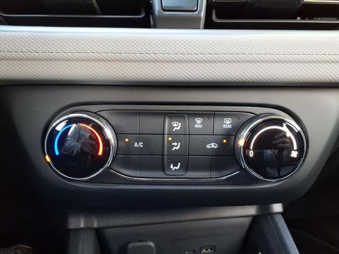 Used 2024 Chevrolet TrailBlazer LS w/ LS Convenience Package image 22