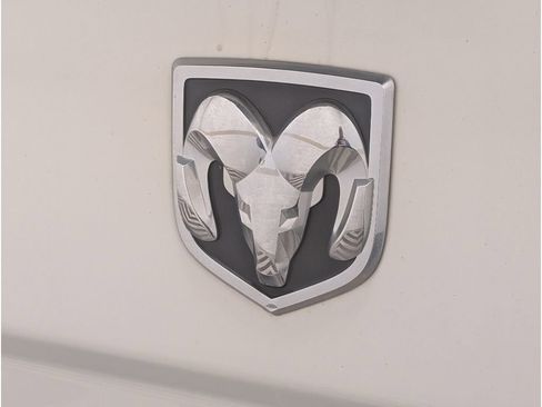 Used 2018 RAM 2500 Laramie w/ Convenience Group image 4