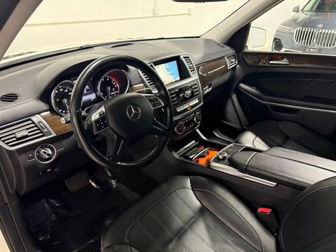 Used 2014 Mercedes-Benz GL 450 4MATIC image 13
