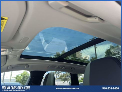 Used 2026 Volvo XC60 B5 Plus w/ Protection Package Premier AWD/4WD image 19