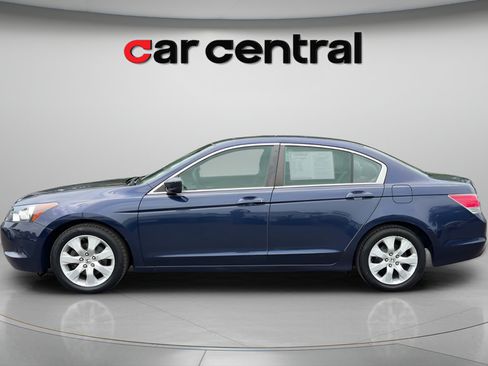 Used 2010 Honda Accord EX image 2