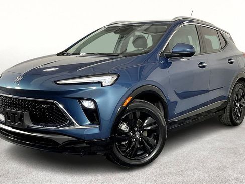 Used 2024 Buick Encore GX Sport Touring image 15