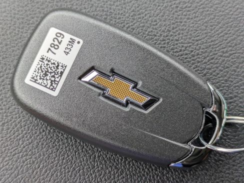 New 2026 Chevrolet Trax ACTIV FWD image 25