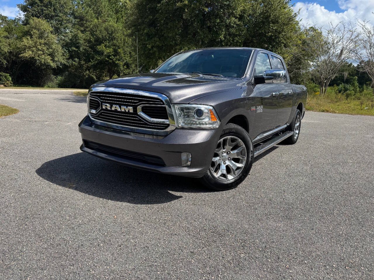 Used 2017 RAM 1500 Limited RWD image 30