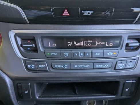 Used 2019 Honda Pilot EX-L image 39