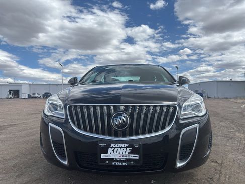 Used 2017 Buick Regal GS w/ Driver Confidence Package #2 AWD/4WD image 1