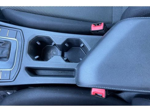 Used 2020 Volkswagen Jetta S w/ Driver Assistance Package image 29