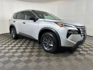 Certified 2025 Nissan Rogue S video 2