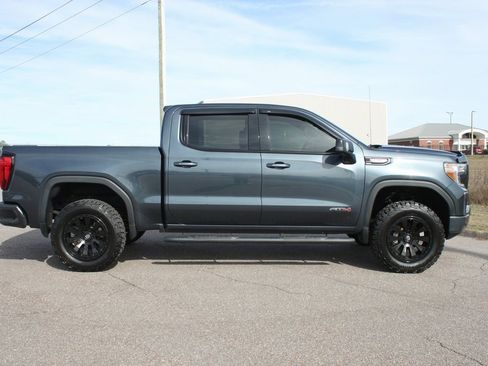 Used 2022 GMC Sierra 1500 AT4 w/ AT4 Preferred Package image 19