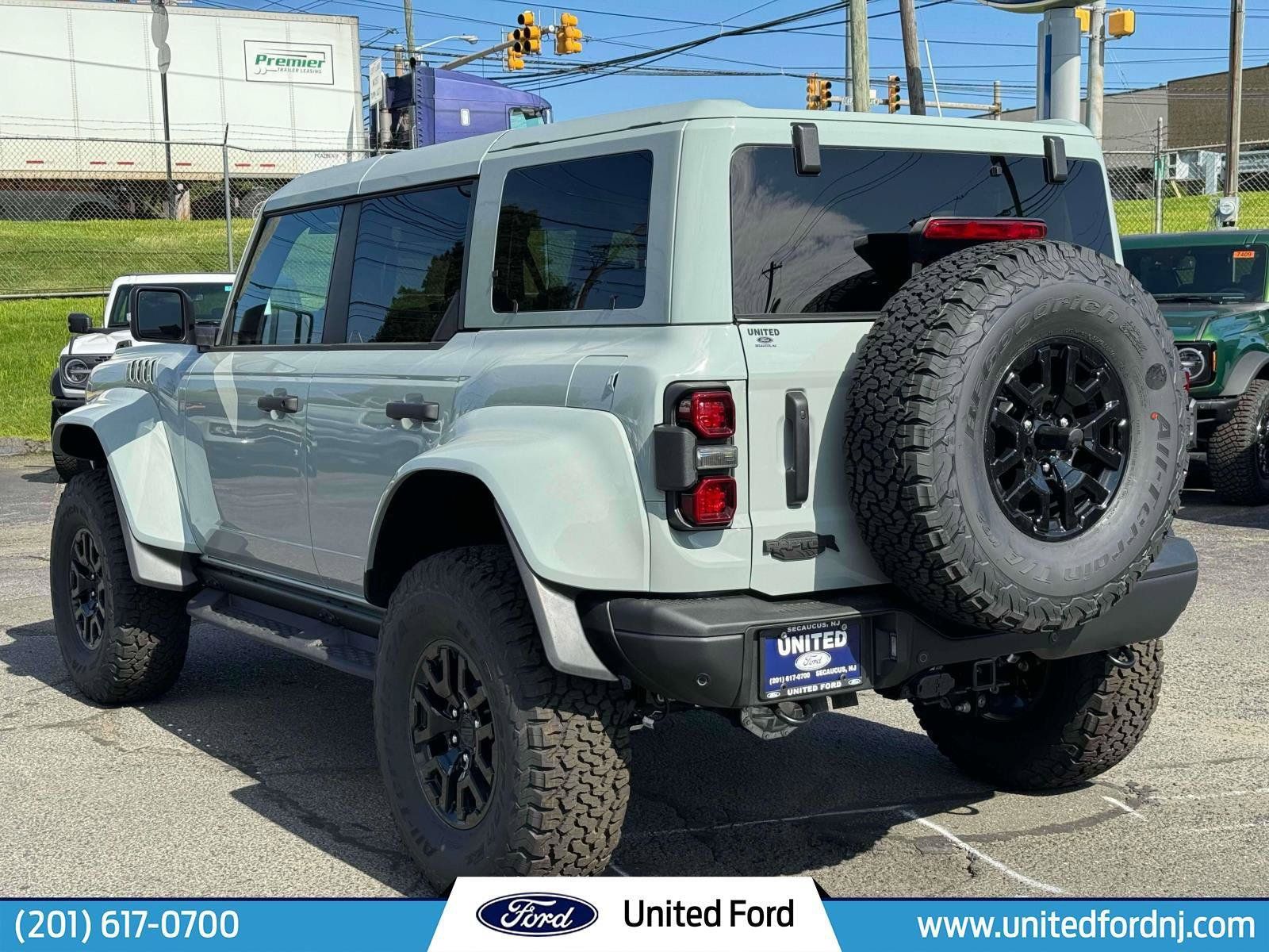 Used 2024 Ford Bronco Raptor w/ Interior Carbon Fiber Pack 6 AWD/4WD image 4