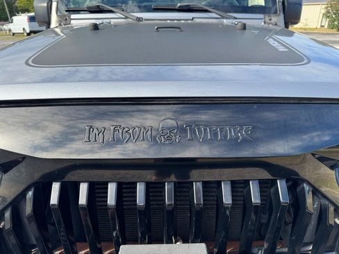 Used 2015 Jeep Wrangler 4WD Sport image 8