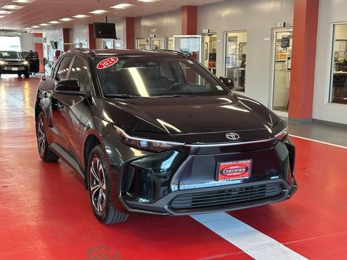 Used 2024 Toyota bZ4X AWD w/ Weather Package image 2