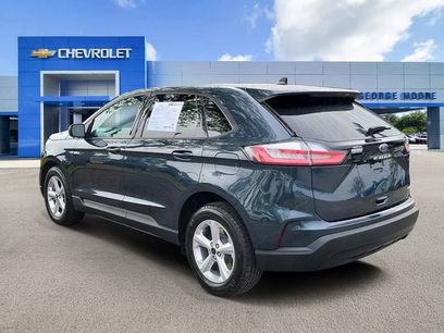 Used 2024 Ford Edge SE w/ Cargo Accessory Package