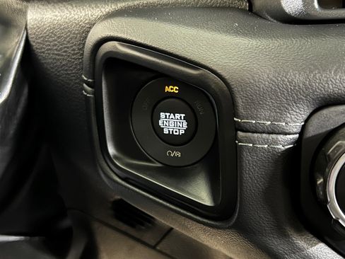 Certified 2024 Jeep Wrangler Unlimited Rubicon image 40