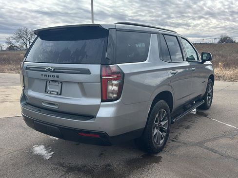 Used 2024 Chevrolet Tahoe Z71 w/ Luxury Package image 5