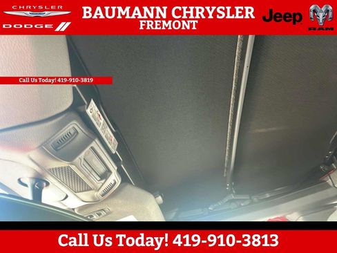 Used 2024 Jeep Wrangler Sport image 21