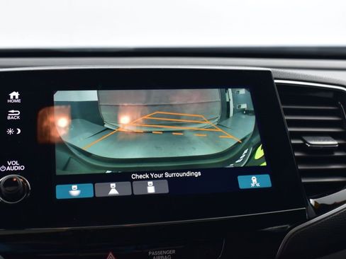 Used 2022 Honda Pilot TrailSport image 17