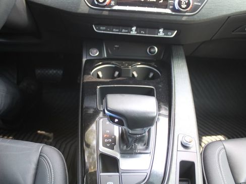 Used 2021 Audi A4 2.0T Premium w/ Convenience Package AWD/4WD image 38
