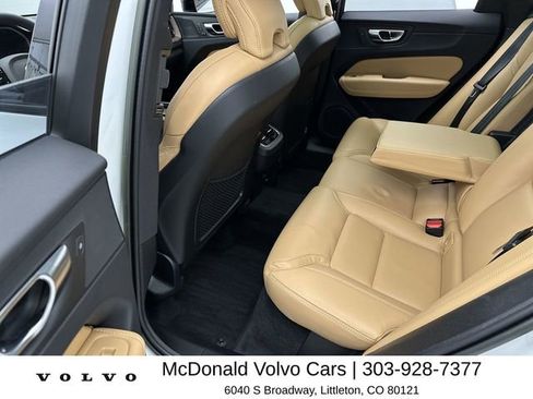 Certified 2023 Volvo XC60 B5 Ultimate w/ Climate Package AWD/4WD image 23