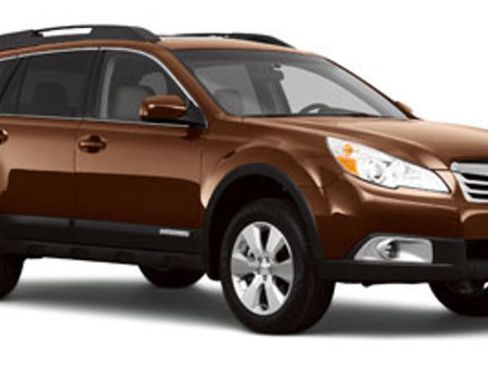 Used 2011 Subaru Outback 3.6R Limited AWD/4WD image 1